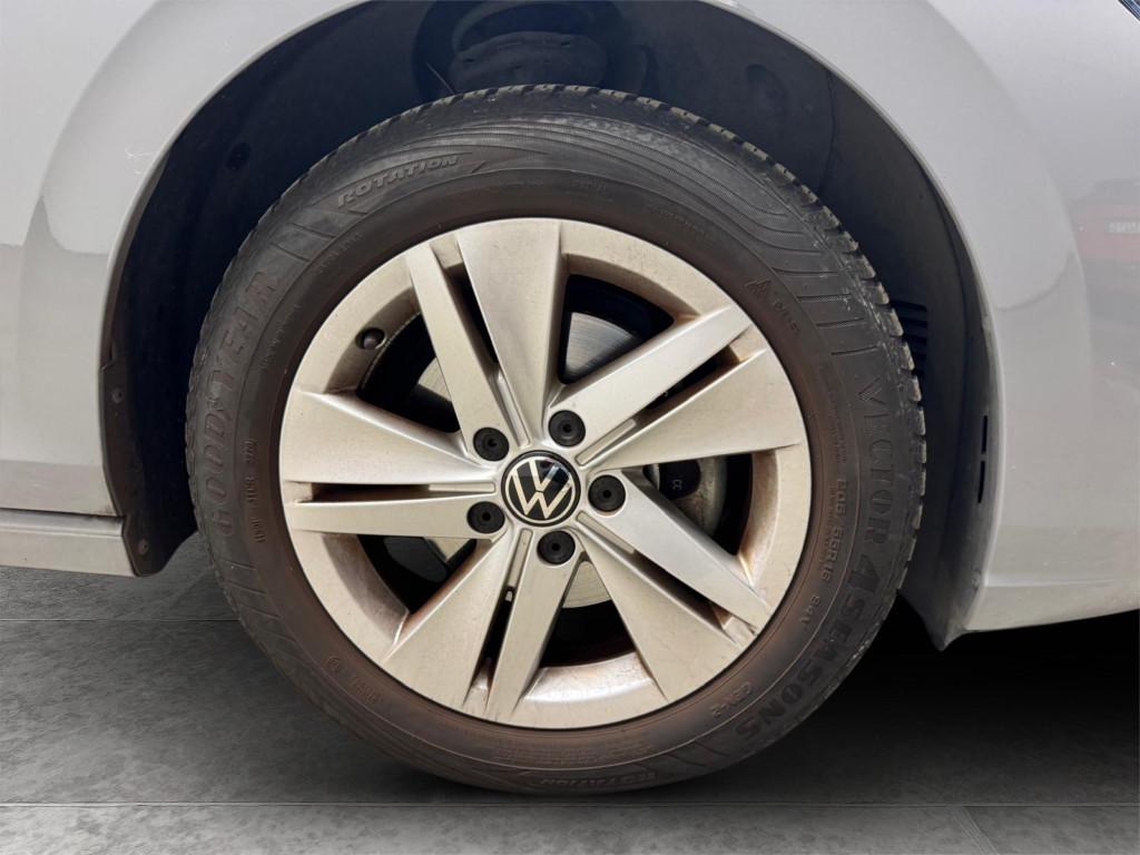 VOLKSWAGEN Golf VII 2017 5p - Golf 5p 1.0 tsi Trendline 85cv