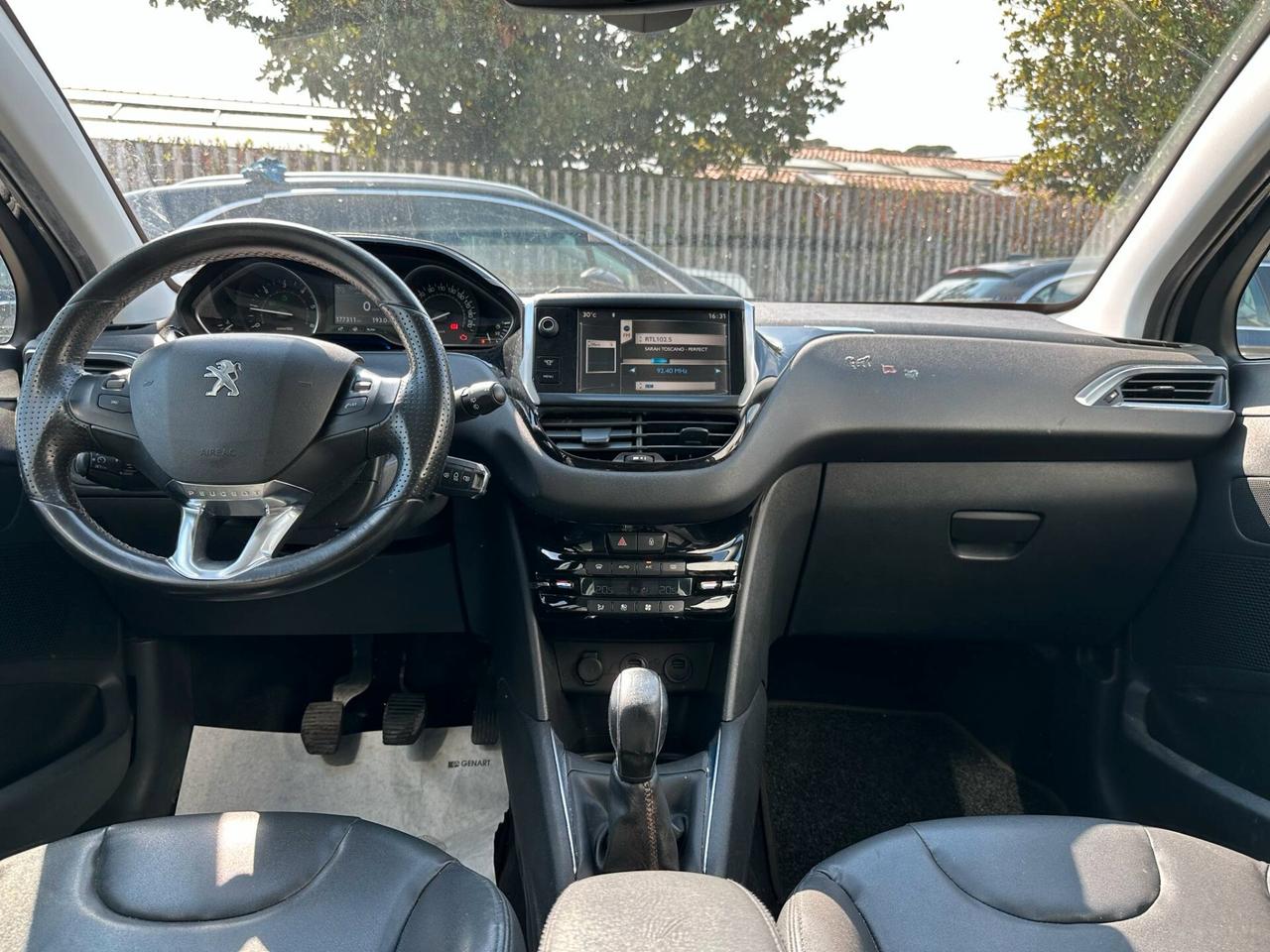 Peugeot 208 1.4 HDi 68 CV 3 porte Allure