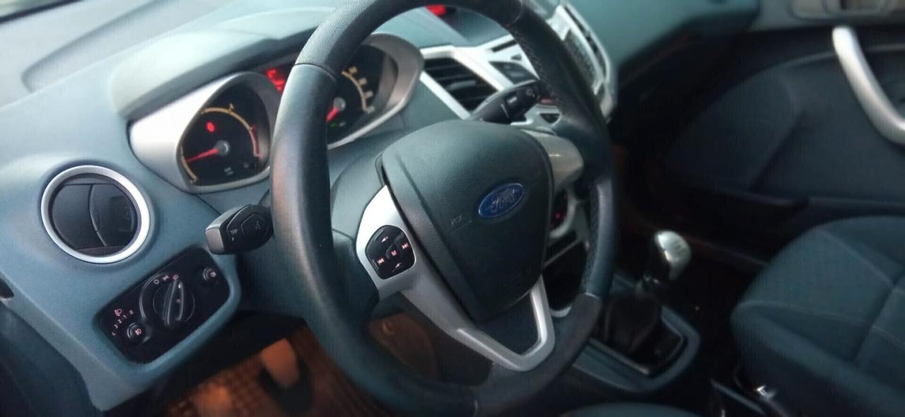 Ford Fiesta 1.4 TDCi Titanium 130 MILA KM!