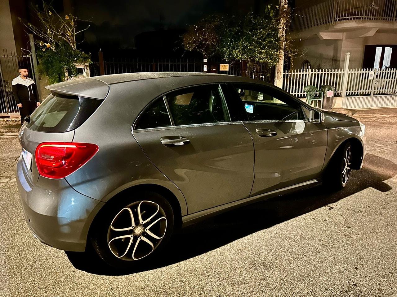 Mercedes-benz A 180 d Premium