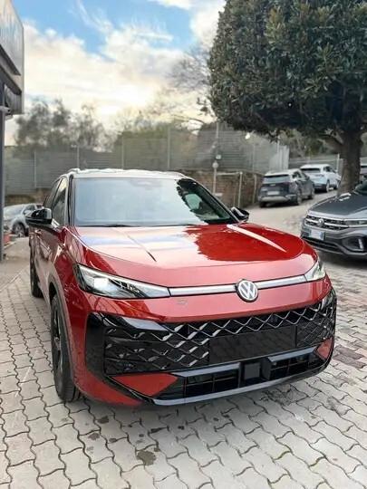 Volkswagen T-Roc 1.5 eTSI ACT 150 CV DSG R-Line