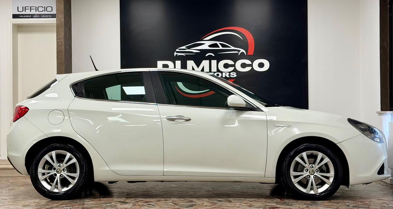 Alfa Romeo Giulietta 1.6 JTDm-2 105 CV Exclusive