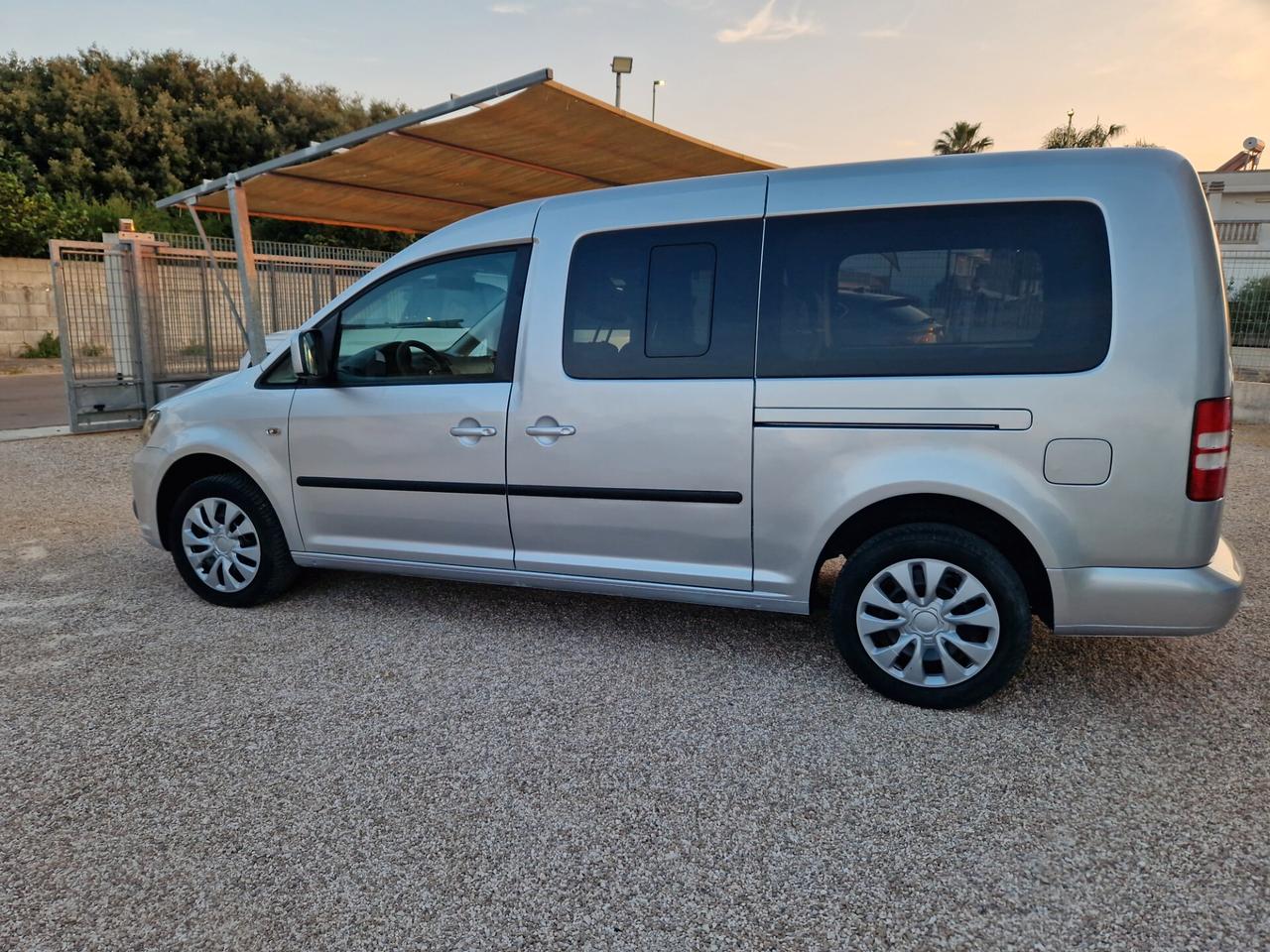 Volkswagen Caddy 2.0 TDI 140 CV DSG 5p. Trendline