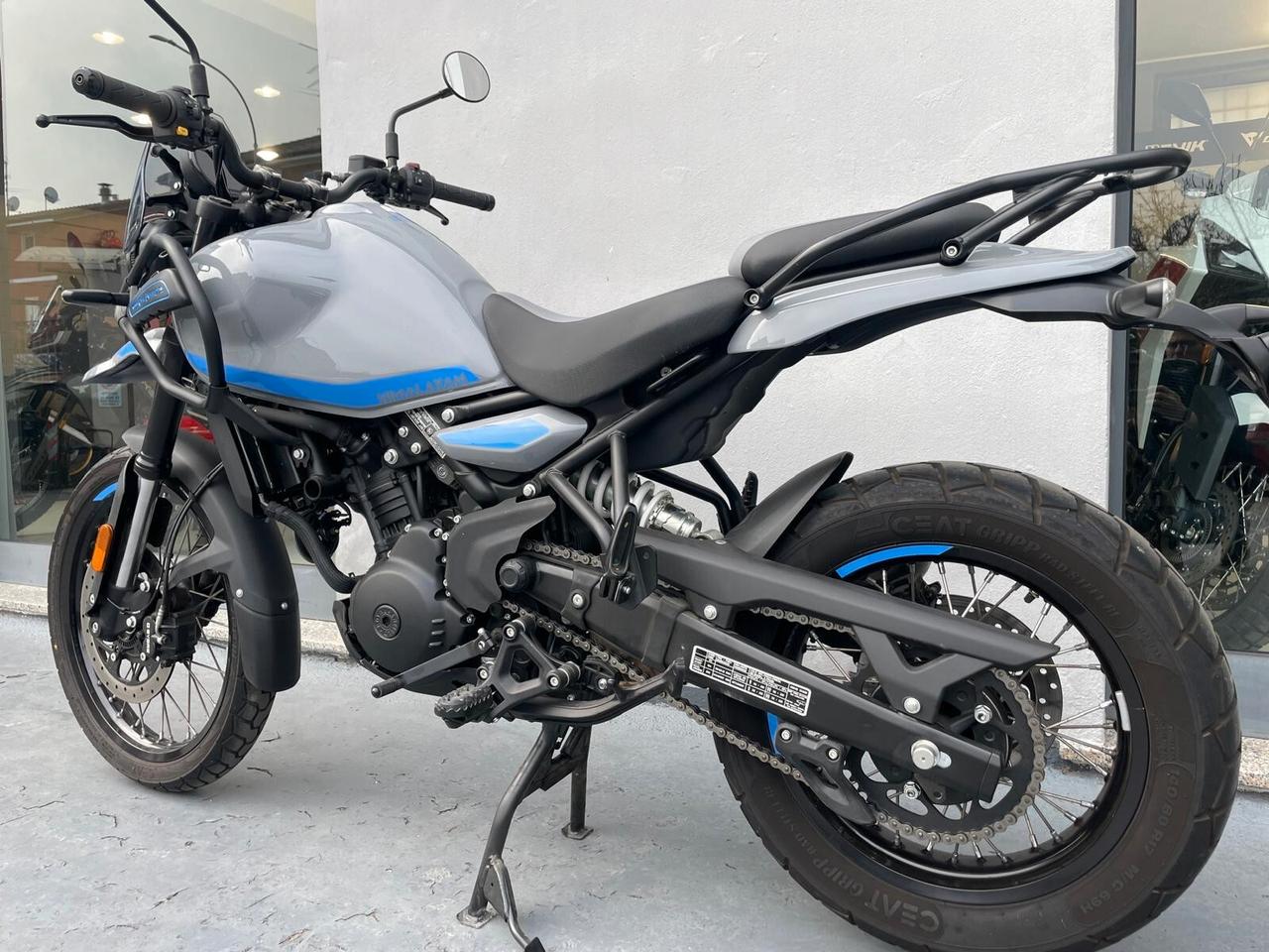 Royal Enfield Himalayan 450 - 2024