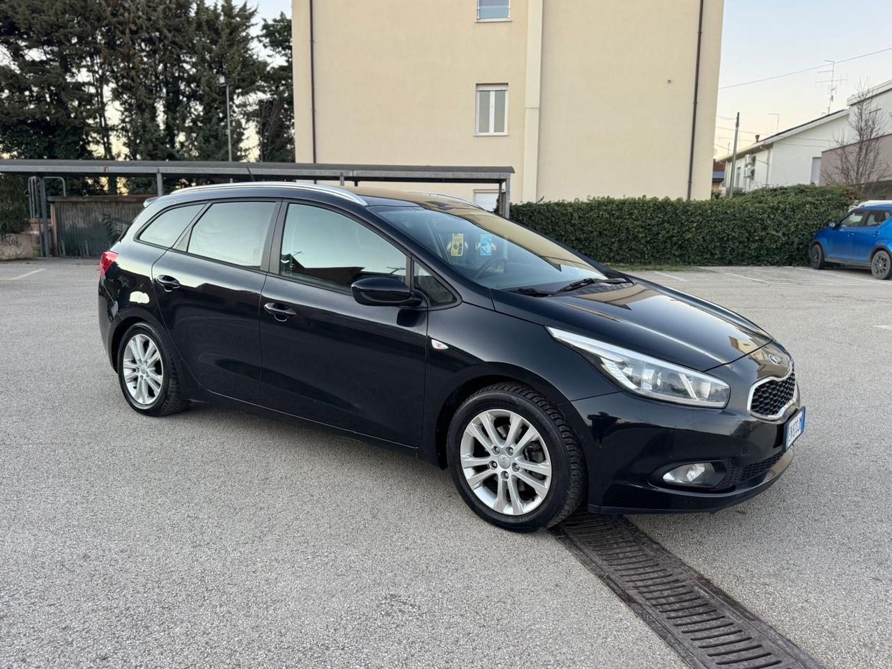 Kia Ceed 1.4 GPL SW Cool