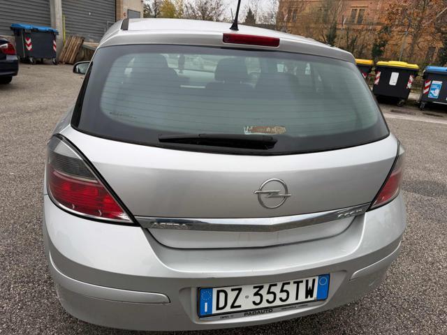 OPEL Astra 1.6 16V Twinport 5P Cosmo senza lavoro da fare