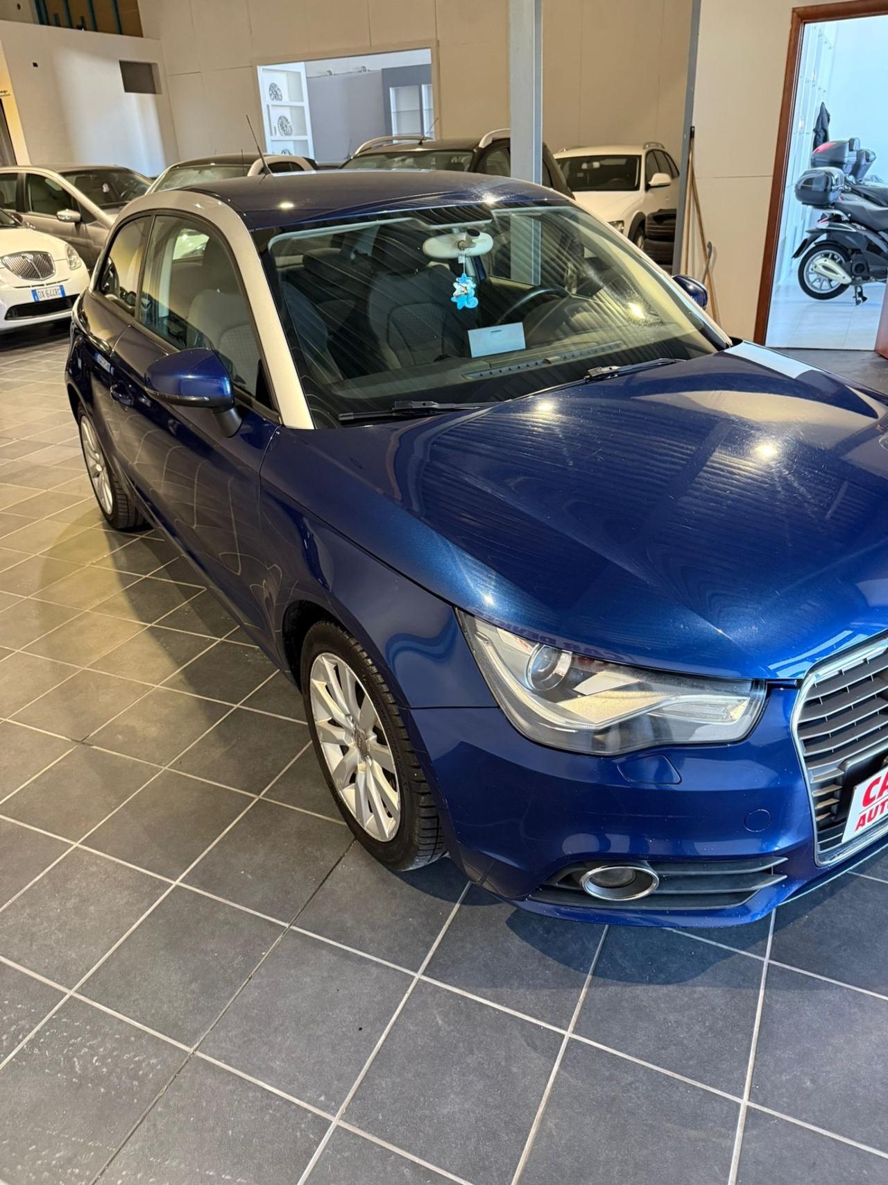 Audi A1 1.6 TDI -NEOPATENTATI-, GARANZIA