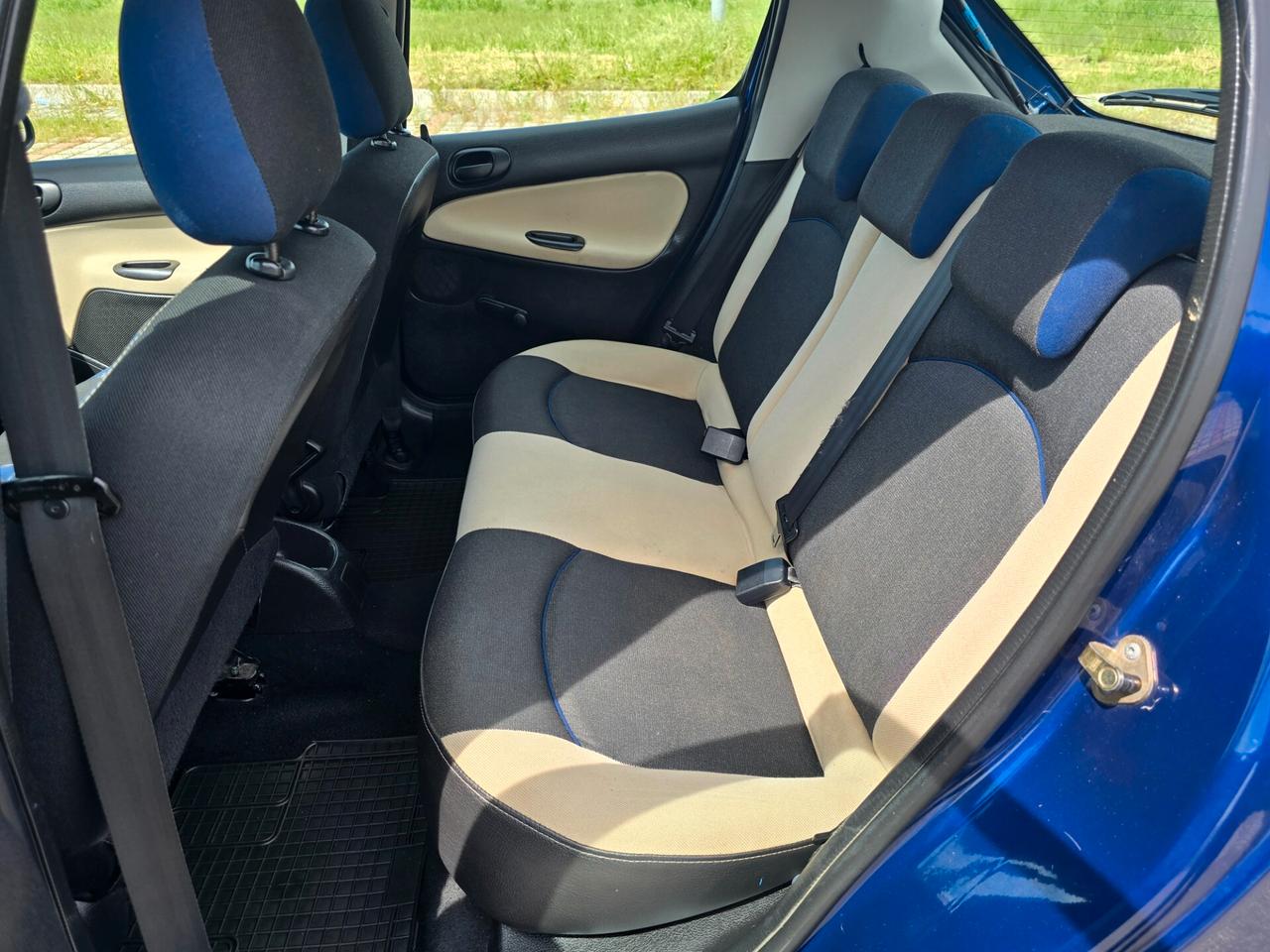 PEUGEOT 206 1.2 BENZINA NEOPATENTATI