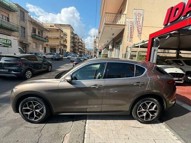 Alfa Romeo Stelvio 2.2 Turbodiesel 210 CV AT8 Q4 Super