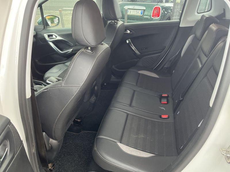 Peugeot 2008 BlueHDi 120 S&S Allure