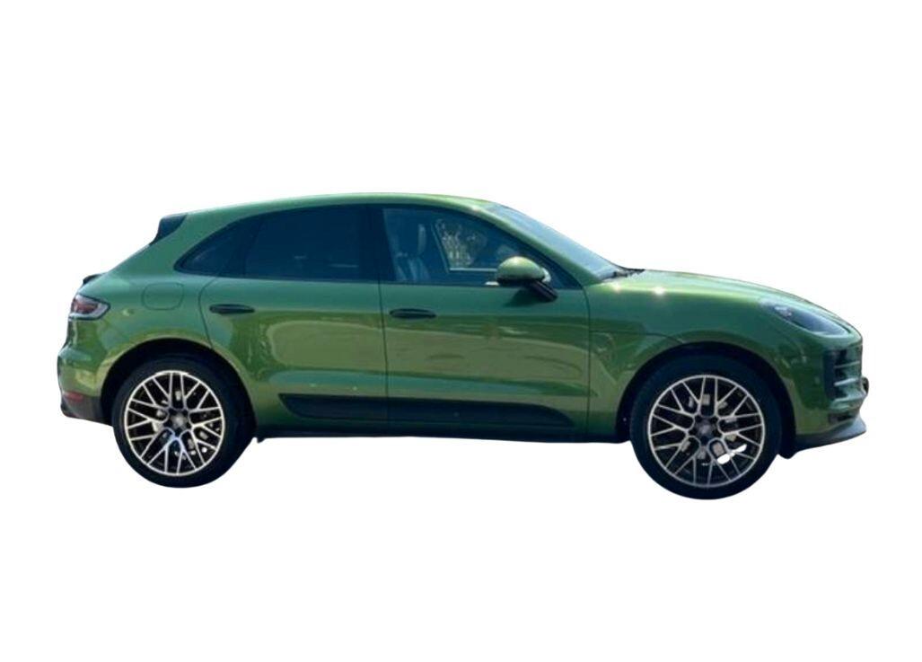 Porsche Macan 2.0 Python Green