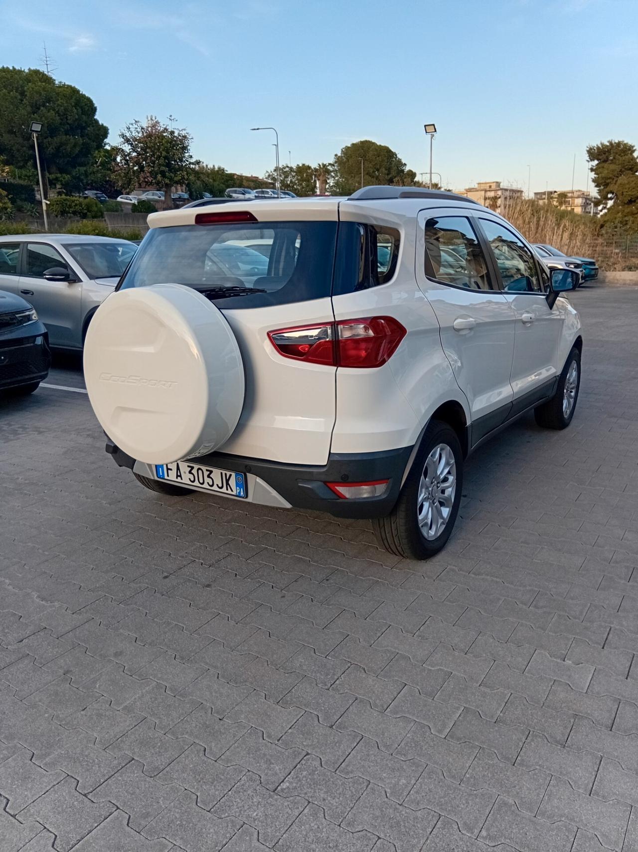Ford EcoSport 1.5 CONFORT E PRATICITÀ