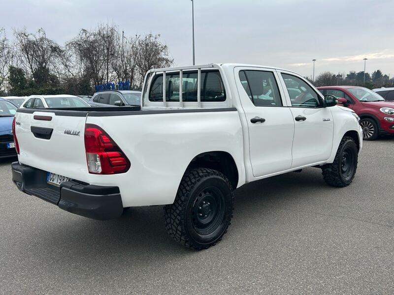 Toyota Hilux COMFORT IVA ESPOSTA COMPRESA