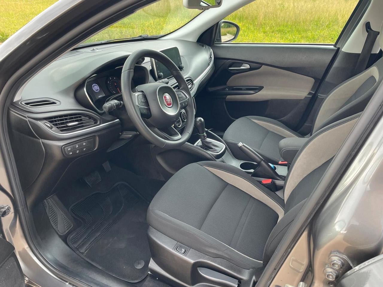 Fiat Tipo 1.6 M.Jet S.W. AUTOMATICA LOUNGE E. 214