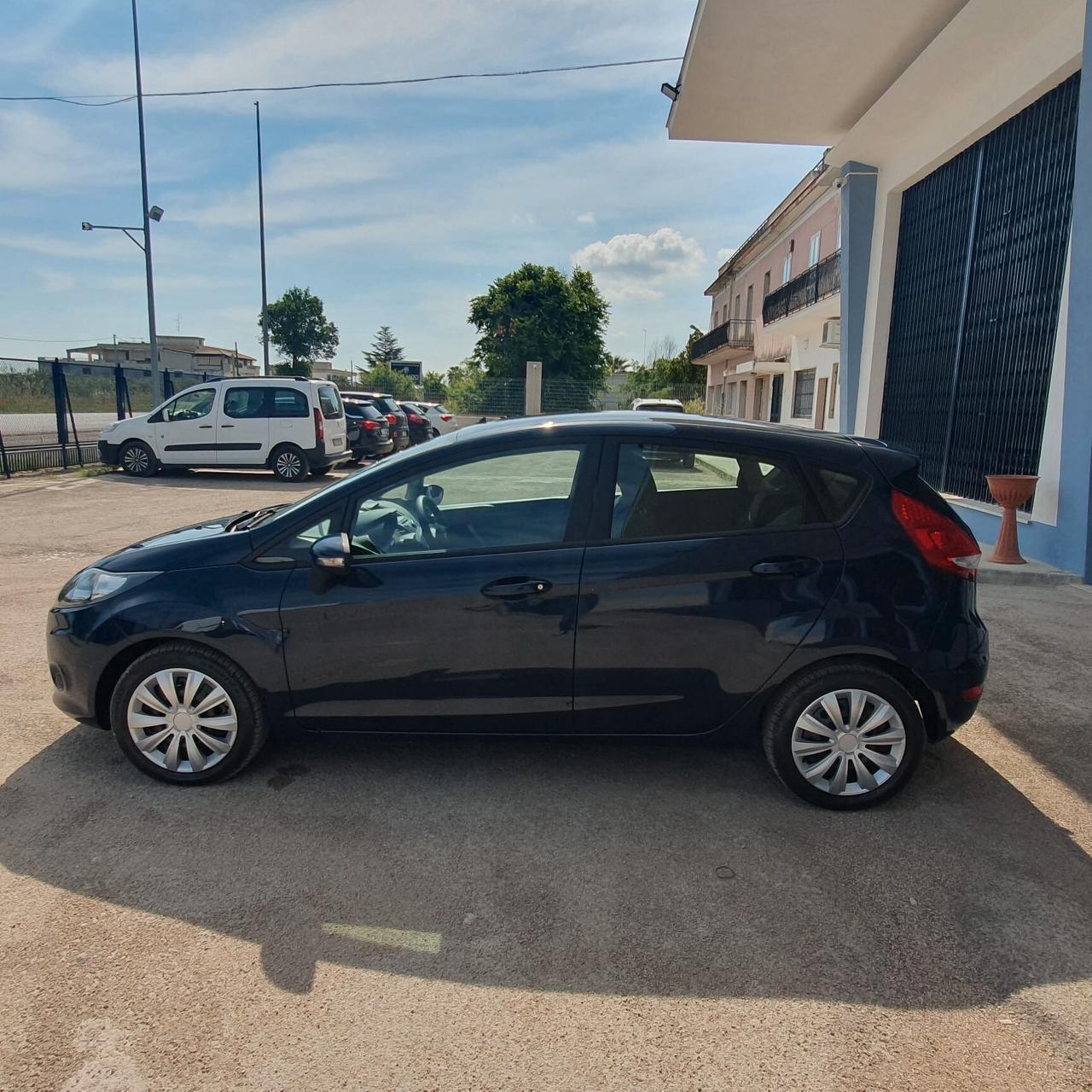 Ford Fiesta 1.4 TDCi 70CV 5 porte