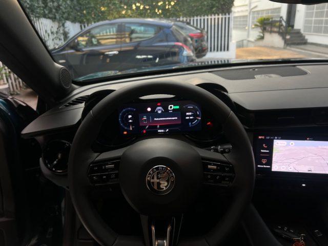 ALFA ROMEO Junior 156 CV BEV Intensa da e229,00 mensili