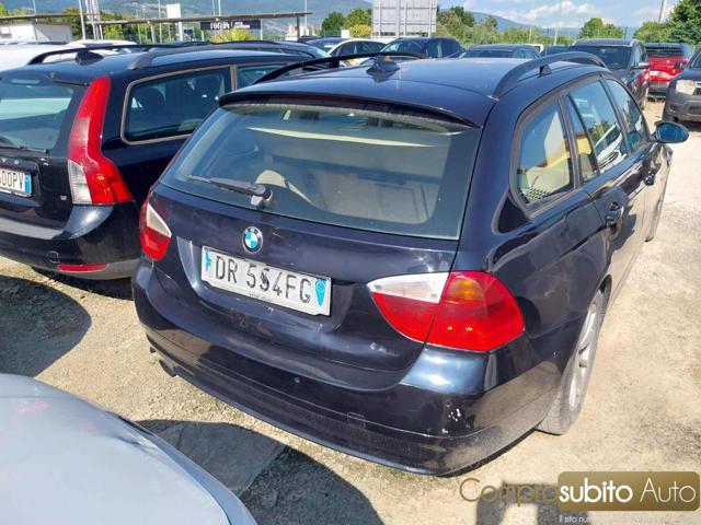 BMW 320 d Automatica Navi Touring MSport