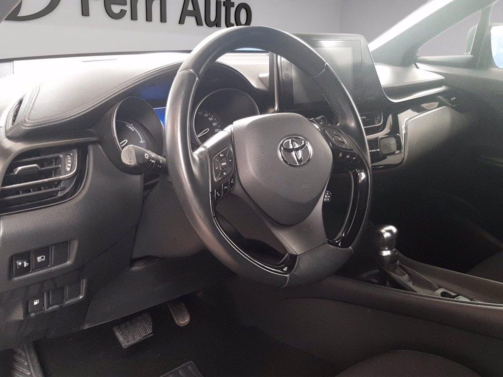 TOYOTA C-hr 1.8h active 2wd e-cvt del 2018