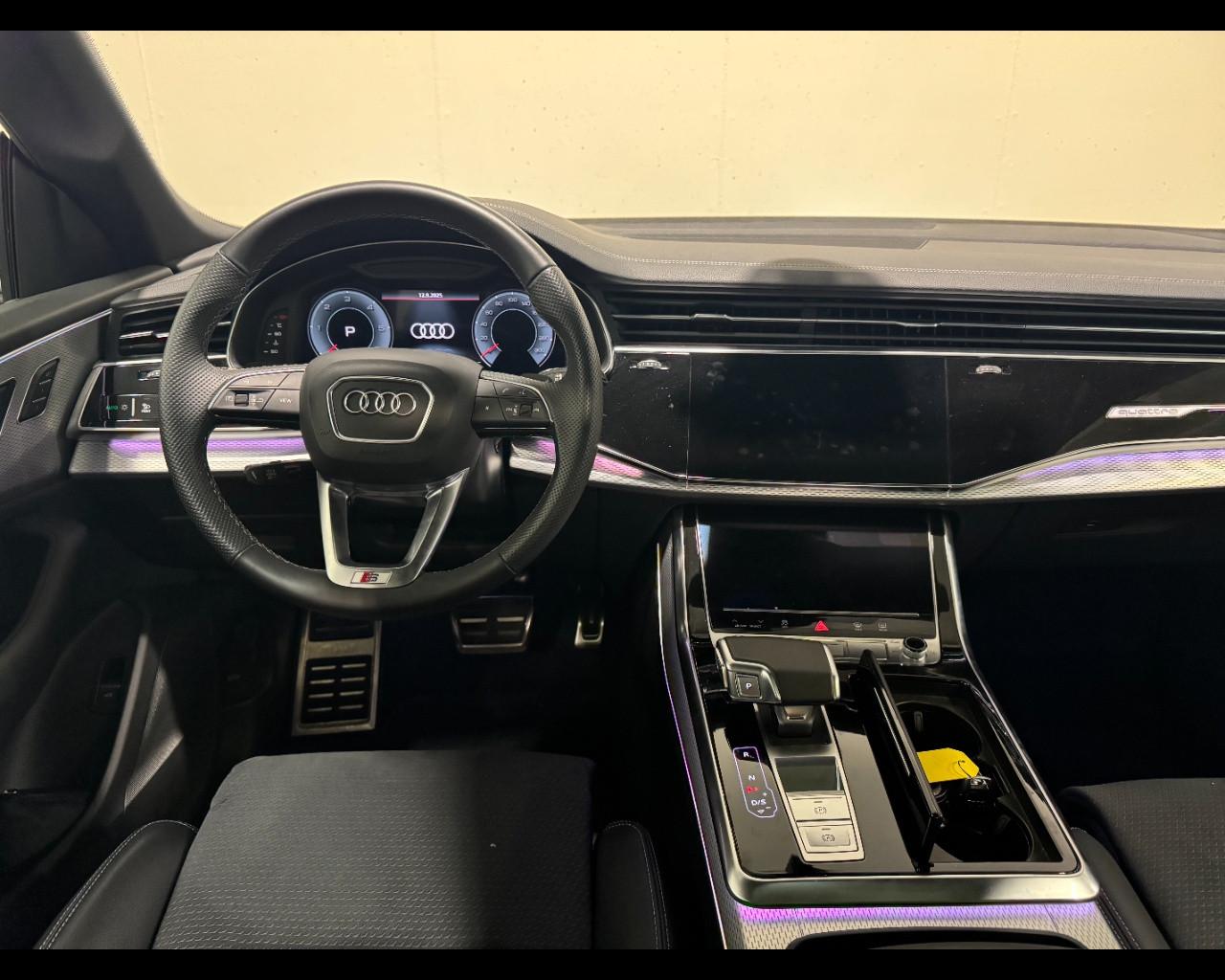 AUDI Q8 50 TDI MEHV QUATTRO TIPTRONIC S LINE EDITION