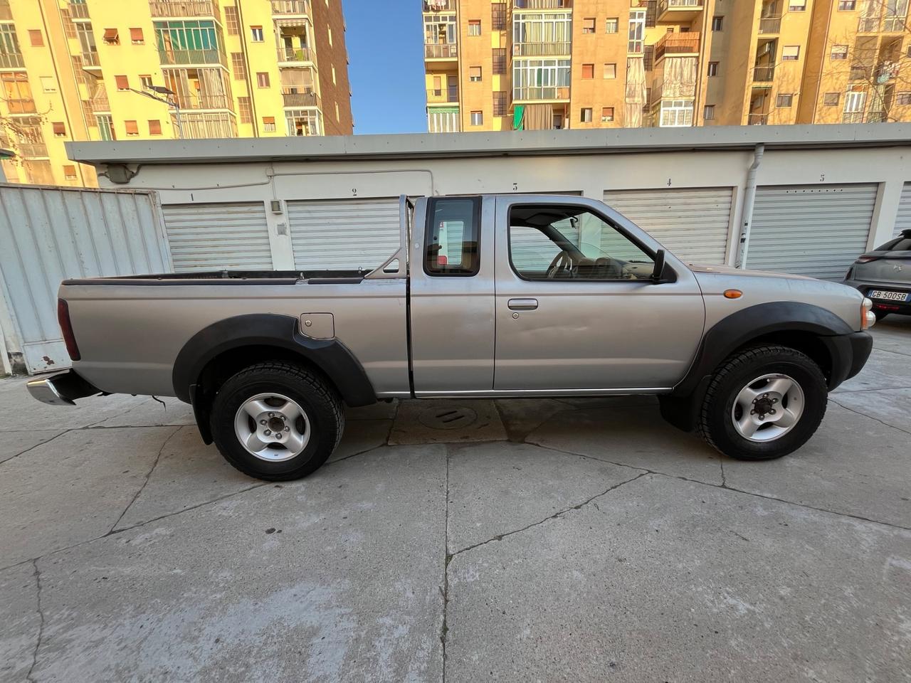 Nissan Pick-up 2.5 TD 2 porte King Cab 4X4