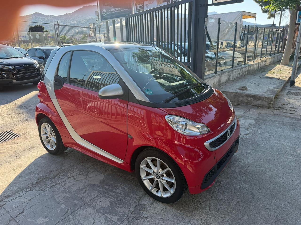 Smart ForTwo 1000 52 kW MHD coupé passion
