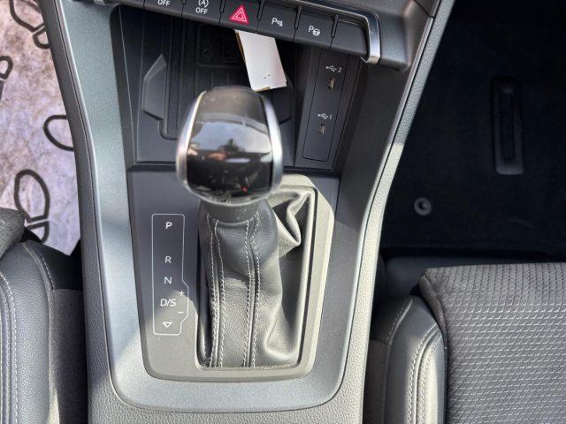 AUDI Q3 SPB 40TDI Quattro Black line TETTO PANORAMA APRI