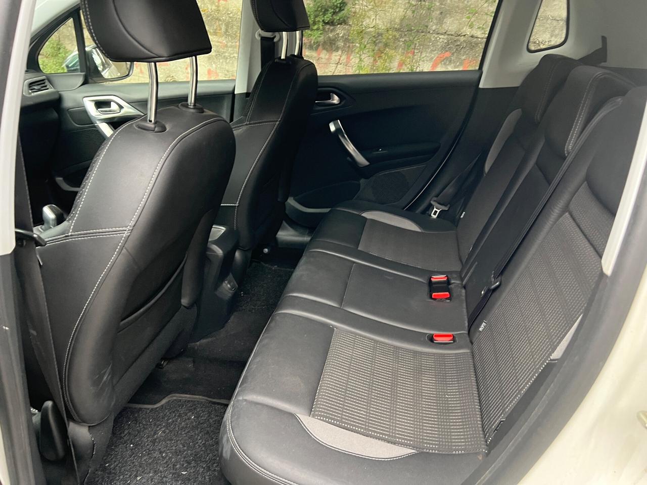 Peugeot 2008 1.6 hdi 92cv allure - 2014 perfetta