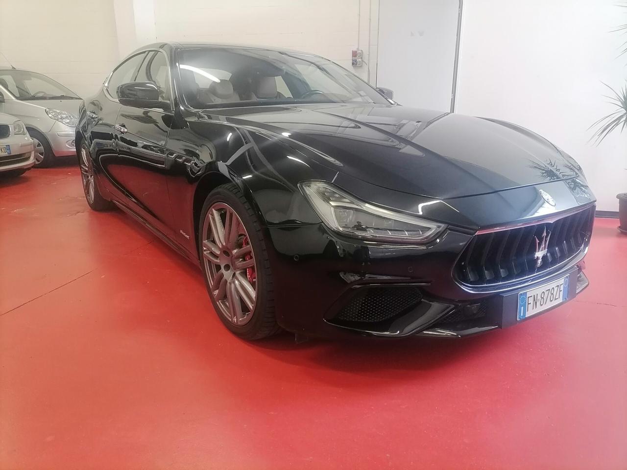 Maserati Ghibli V6 Diesel 275 CV Gransport