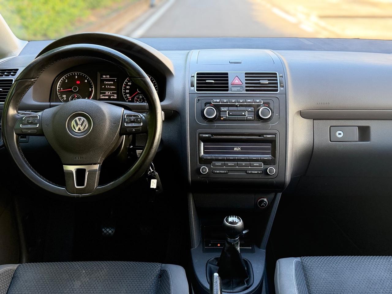 Volkswagen Touran 1.6 TDI 105cv 7 POSTI