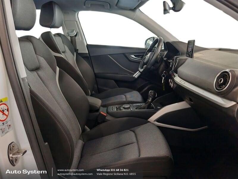 Audi Q2 Q2 30 1.6 tdi Identity Black s-tronic my20