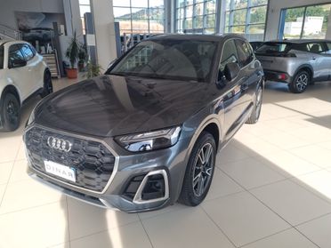 Audi Q5 40 TDI 204 CV quattro S tronic Identity Black
