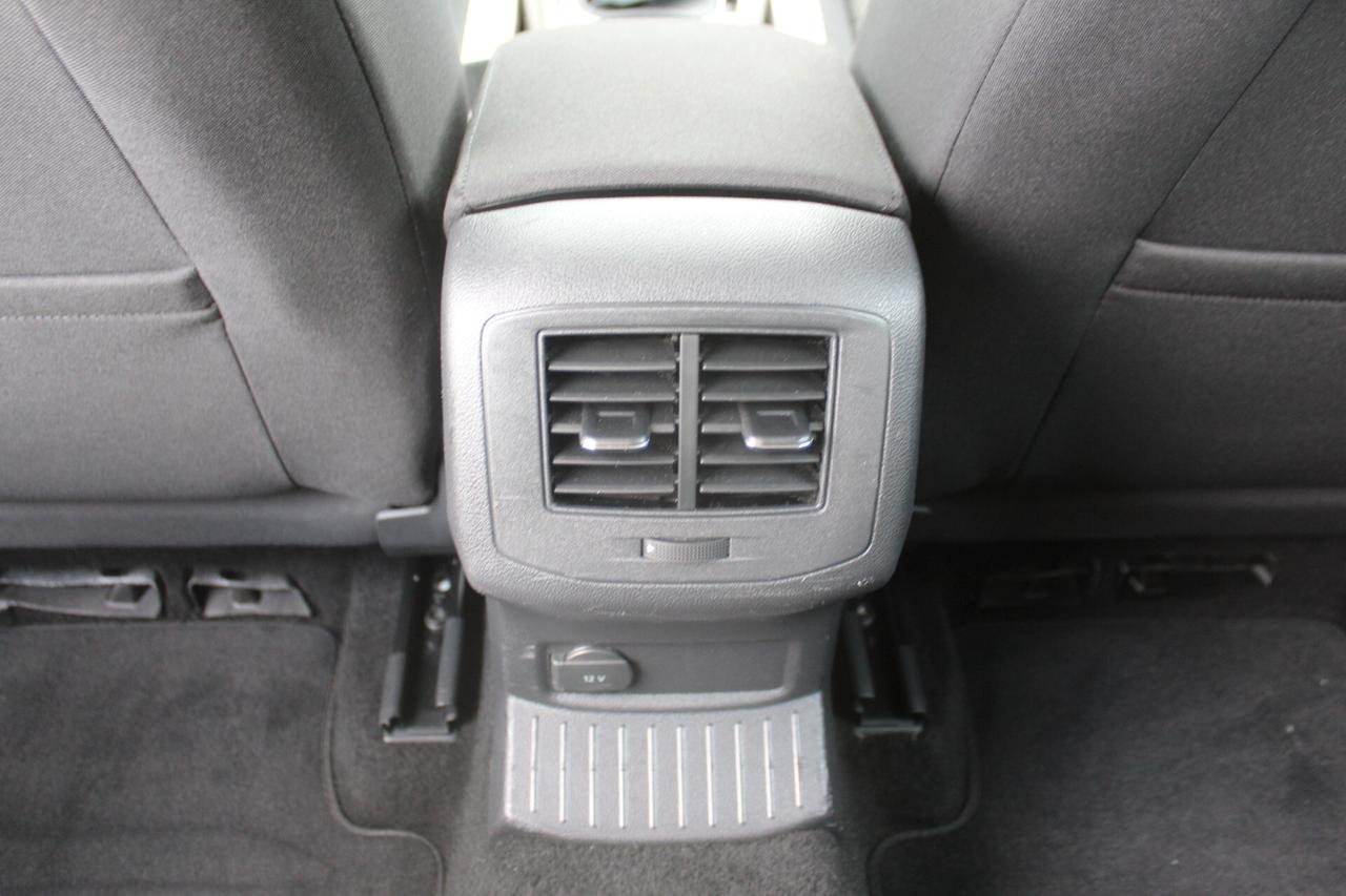 Volkswagen T-Roc 1.6 TDI SCR Business BlueMotion Technology