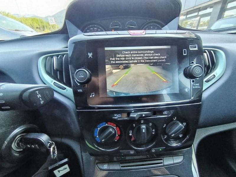 Lancia Ypsilon 1.0 FireFly 70cv Hybrid Gold Plus