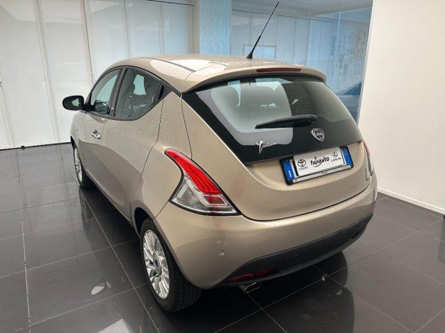 LANCIA Ypsilon 1.2 69 CV 5 porte Gold