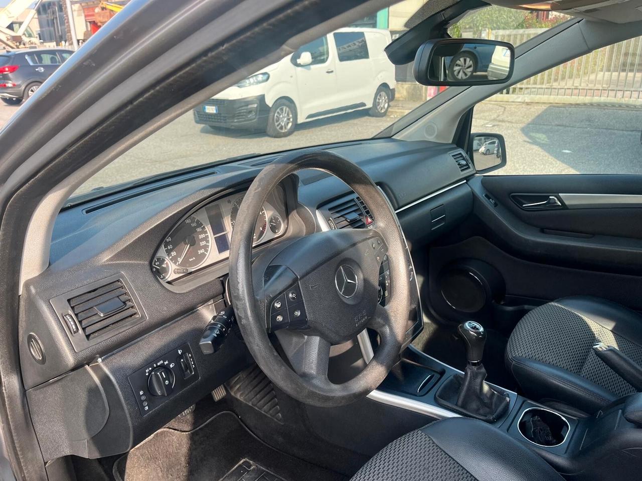 Mercedes-benz B 180 BlueEFFICIENCY Chrome