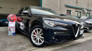 Alfa Romeo Stelvio 2.2 Turbodiesel 190 CV AT8 RWD Executive PELLE ROSSA