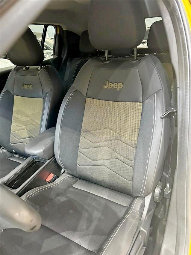 Jeep Avenger 1.2 Turbo 100 CV Summit