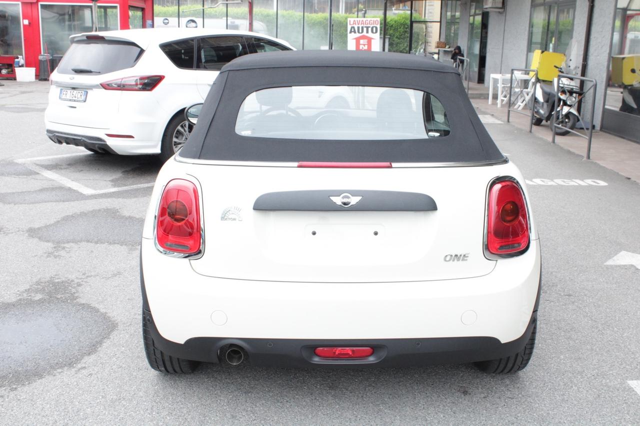 Mini One Cabrio 1.5 NAVIGATORE SENSORI CERCHI JCW