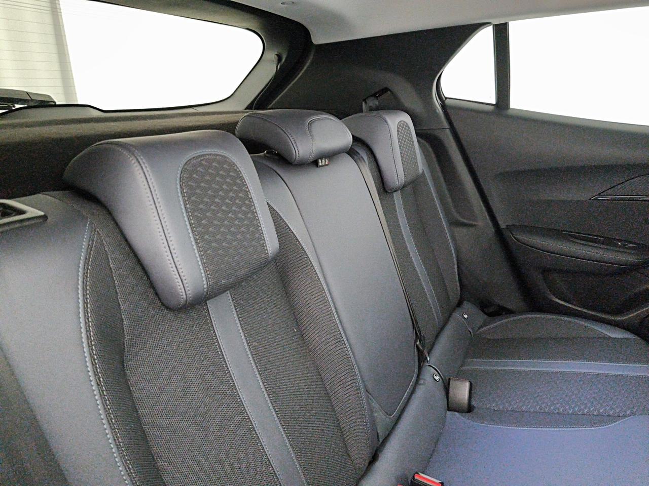 Peugeot 2008 1.2 puretech Allure 130cv