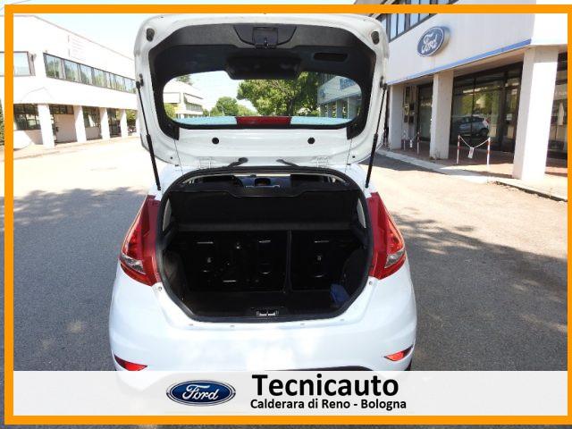 FORD Fiesta 1.4 5 porte Bz.- GPL Titanium *OK NEOPATENTATO*