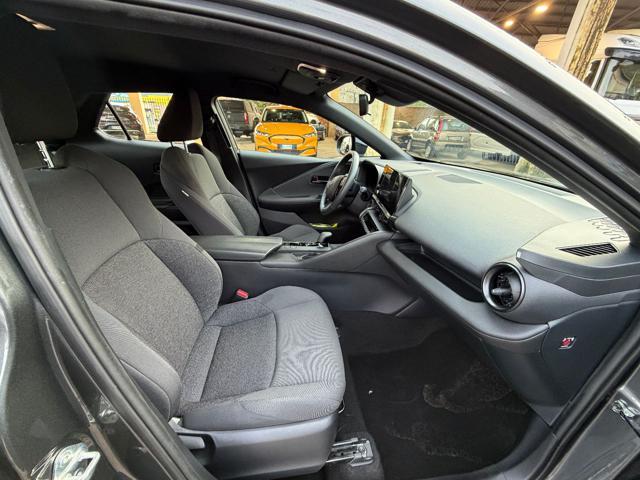 TOYOTA C-HR 1.8 Hybrid E-CVT Active