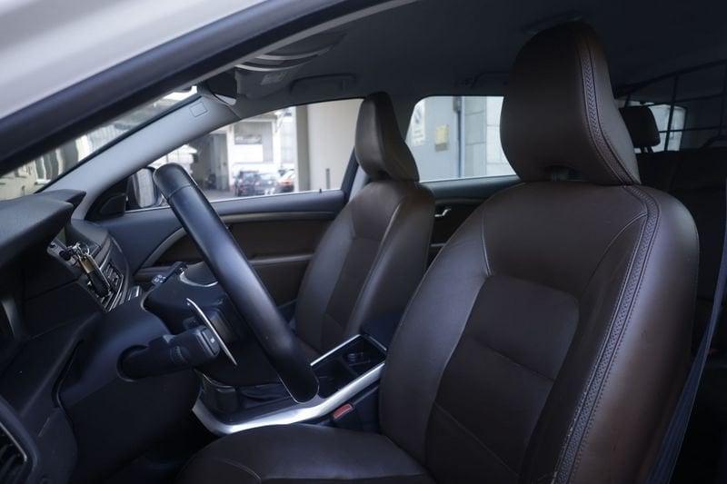 Volvo XC70 Volvo XC70 D4 AWD Geartronic Momentum 133KW ANNO 2015