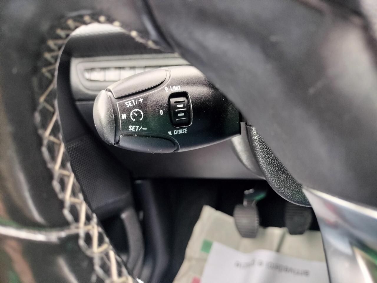 Peugeot 2008 1.6 e-HDi 92 CV Stop&Start Allure