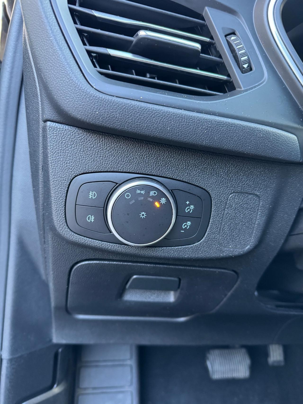 Ford Focus 1.5 EcoBlue 120 CV Active acc permute