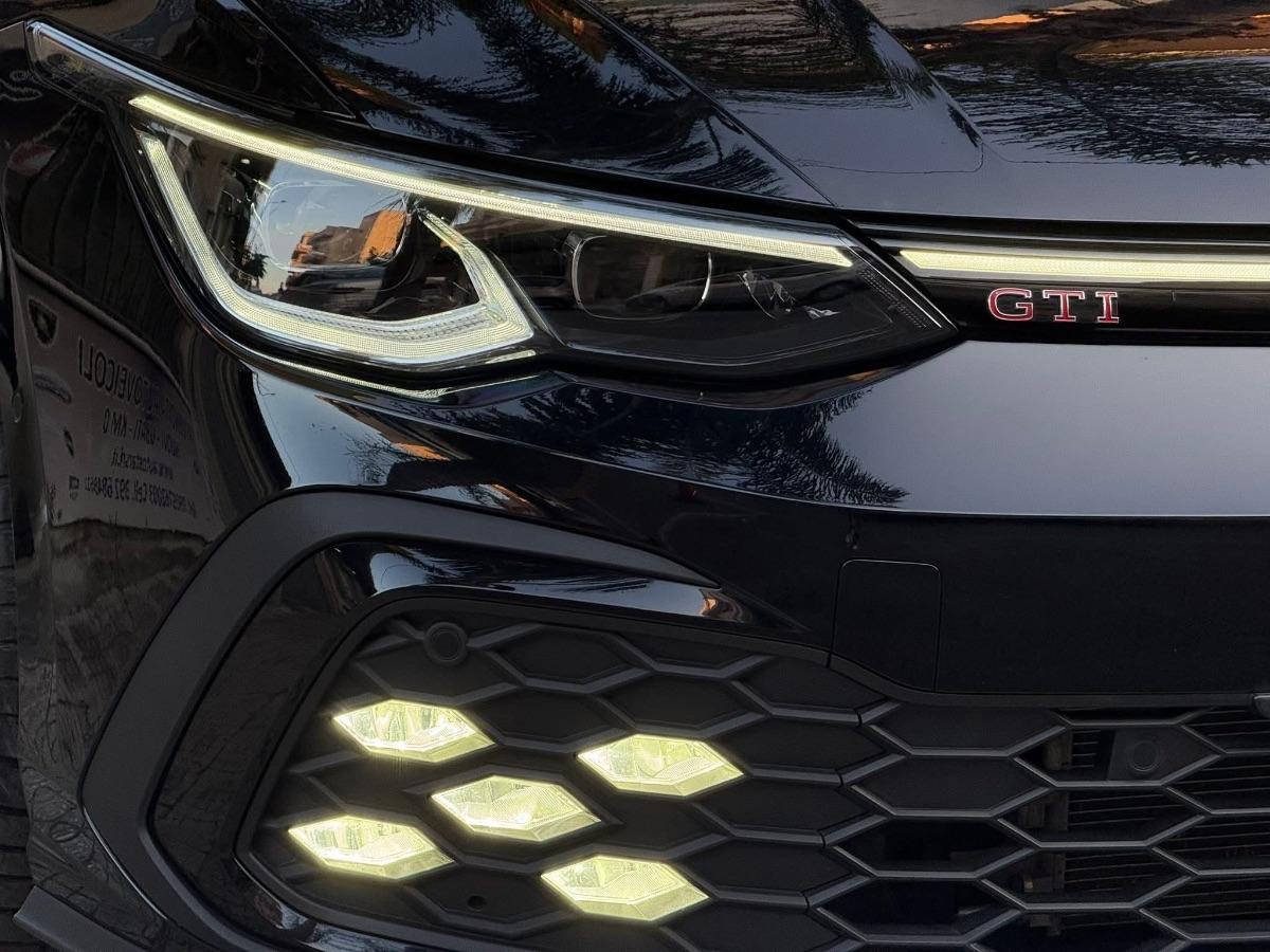 Volkswagen Golf 8 GTI 2.0 TSI 245 CV