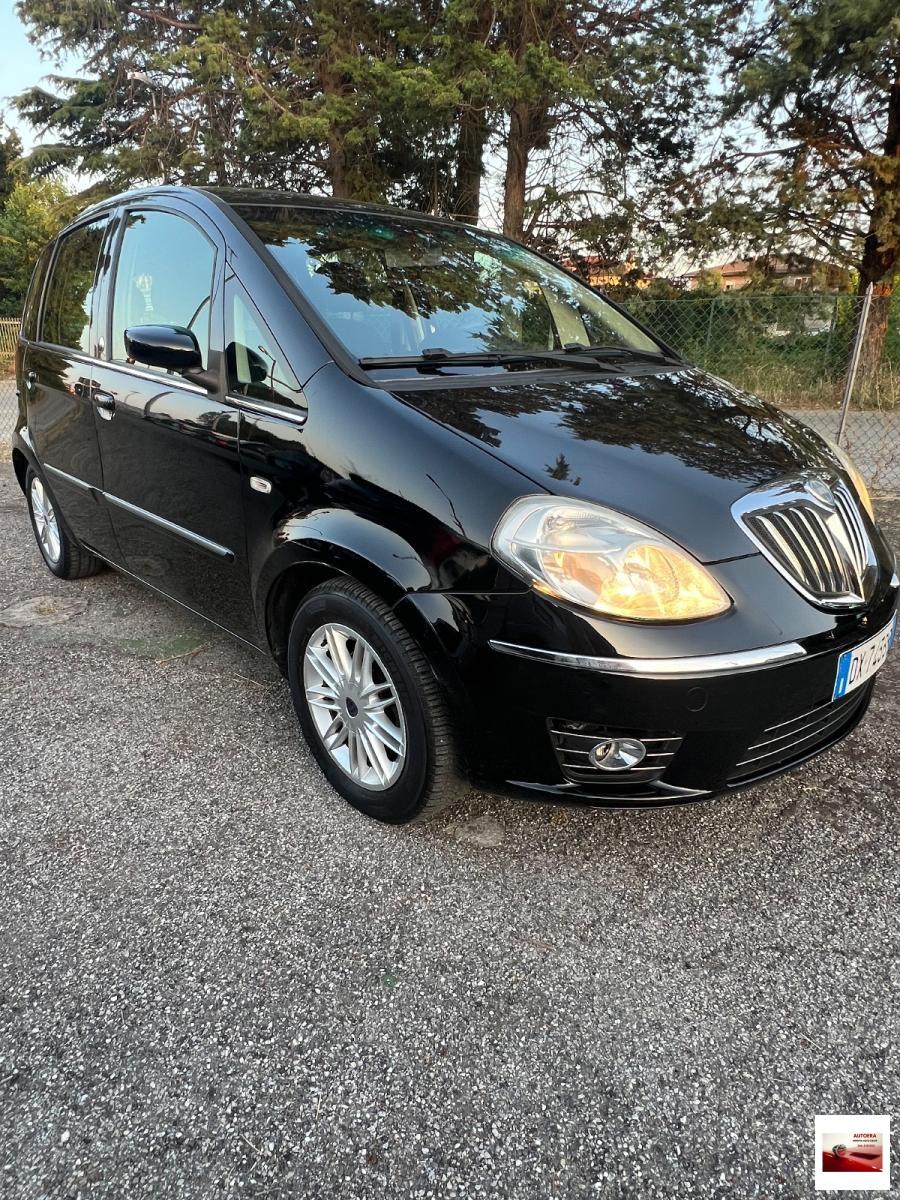 LANCIA - Musa - 1.4 Platino Ecochic GPL