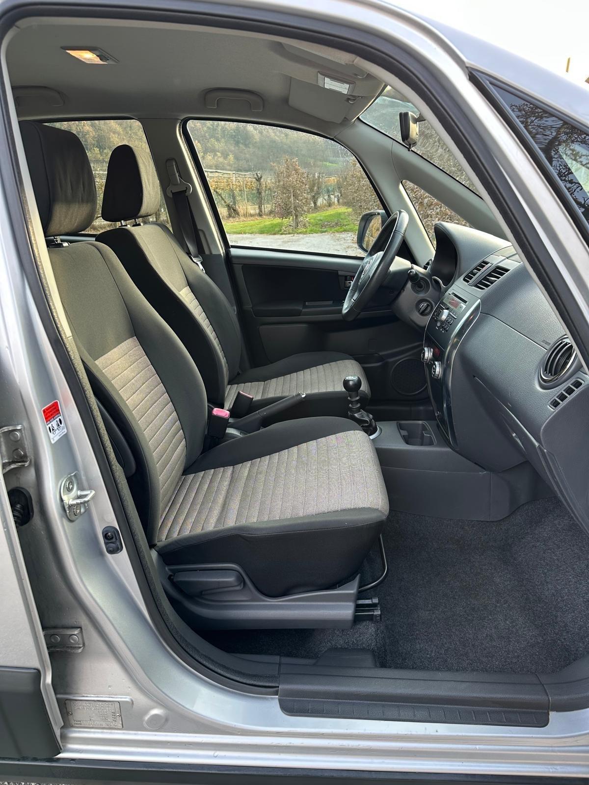 Fiat Sedici 2.0 MJT 16V DPF 4x4 Emotion