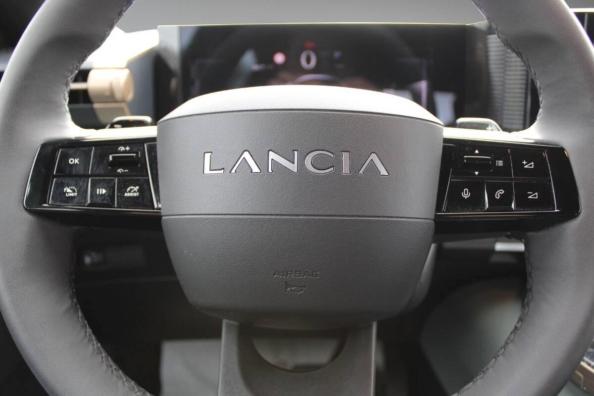 Lancia Ypsilon 1.2 mhev 110cv e-dct Con CARPLAY