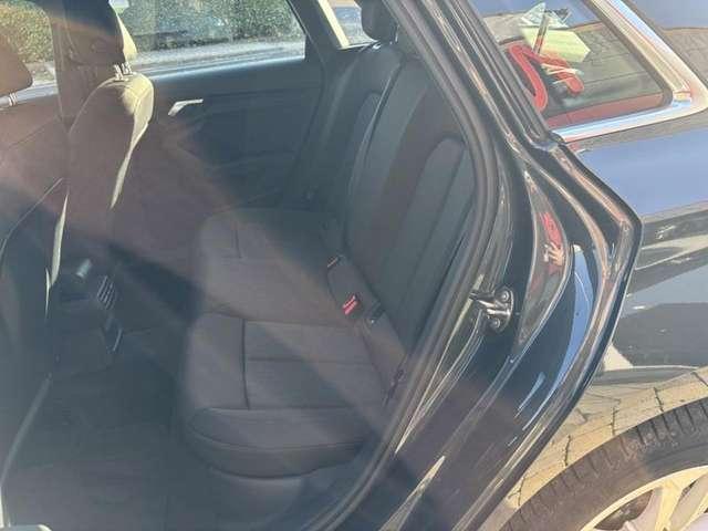 Audi A3 SPB 30 TDI Business LED-NAVI-CAM-17"