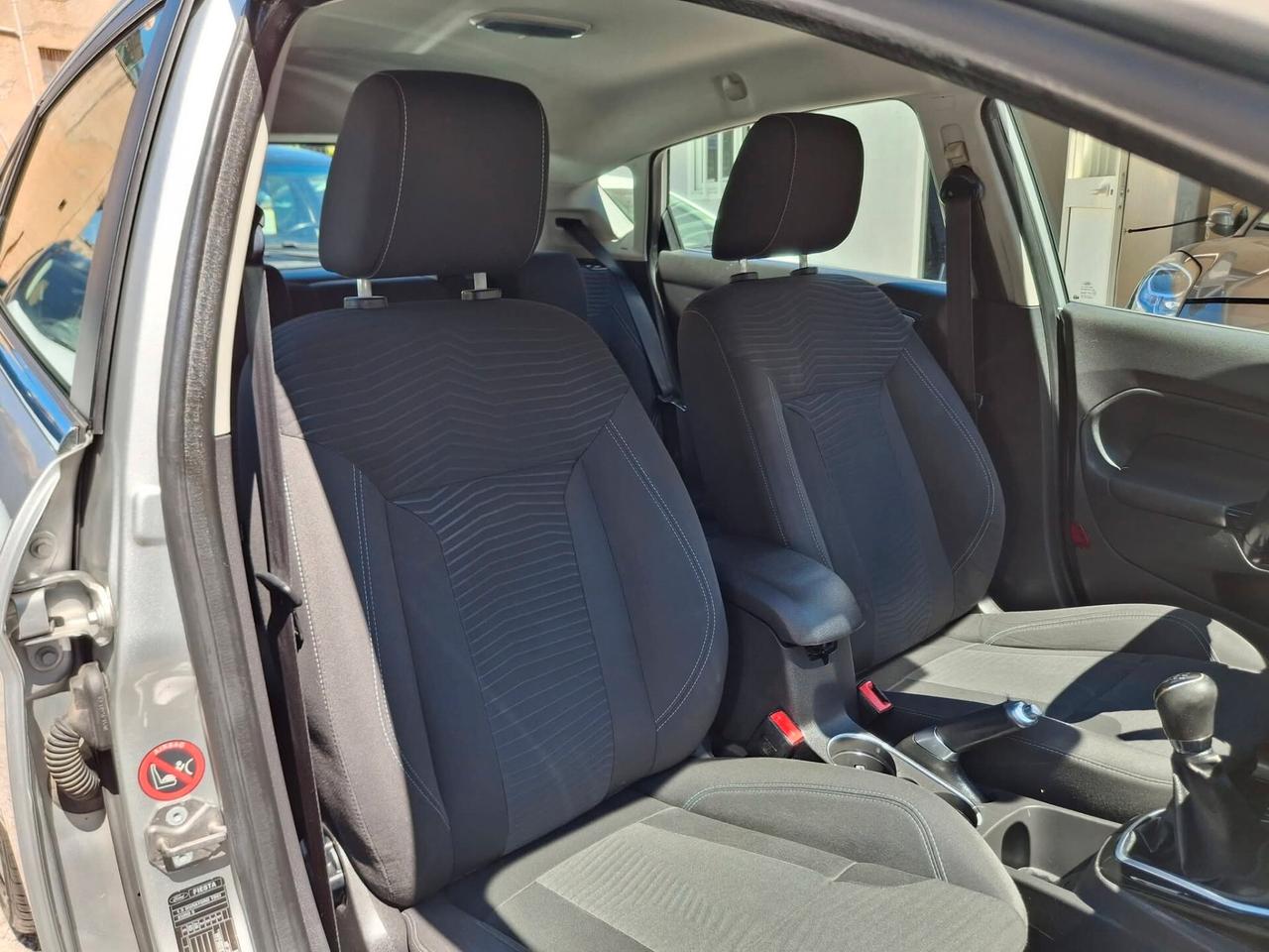 Ford Fiesta 1.5 TDCi 75CV 5 porte Titanium